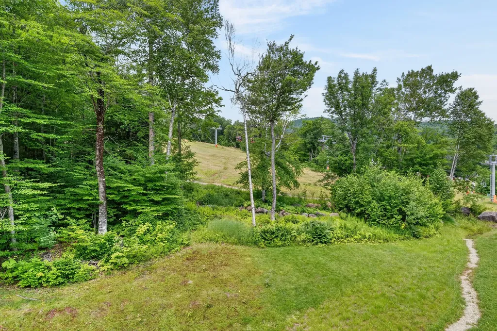8 Cascades Drive Newry ME 04261
