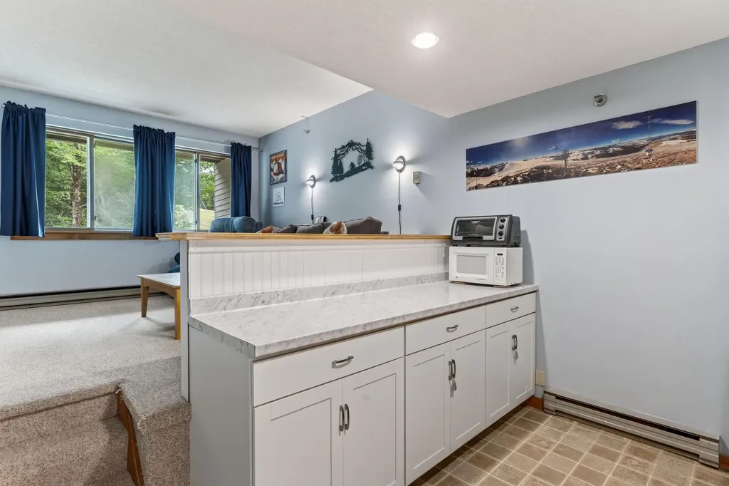 8 Cascades Drive Newry ME 04261