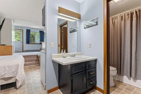 8 Cascades Drive Newry ME 04261
