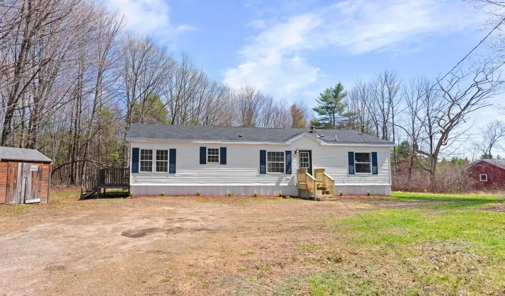805 Sokokis Avenue Limington ME 04049