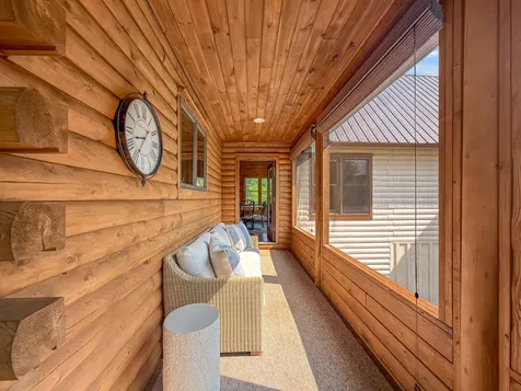 94 Roosevelt Road Island Falls ME 04747