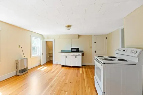 518 Riverside Drive Augusta ME 04330