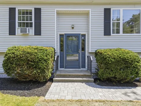 10 Basswood Road Brunswick ME 04011
