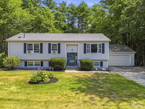 10 Basswood Road Brunswick ME 04011