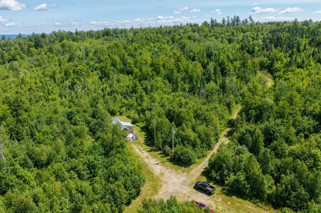 1212 Long Ridge Road Burlington ME 04417