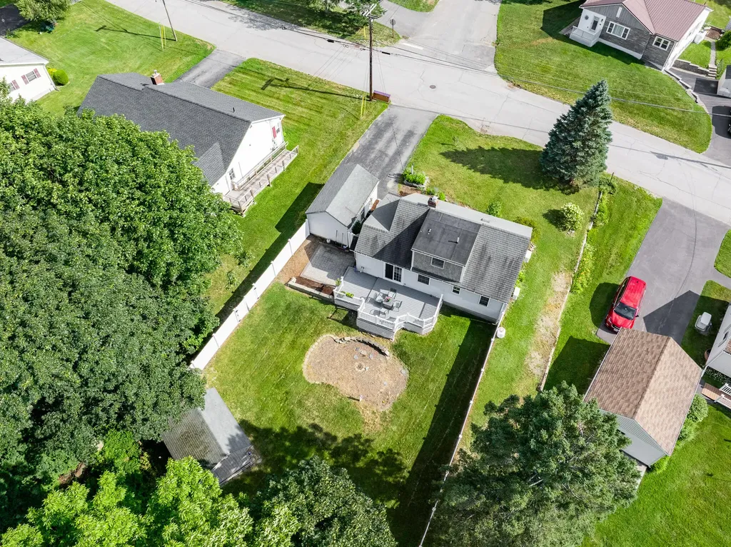 62 Grove Street Brewer ME 04401