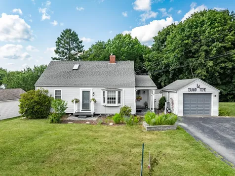 62 Grove Street Brewer ME 04401