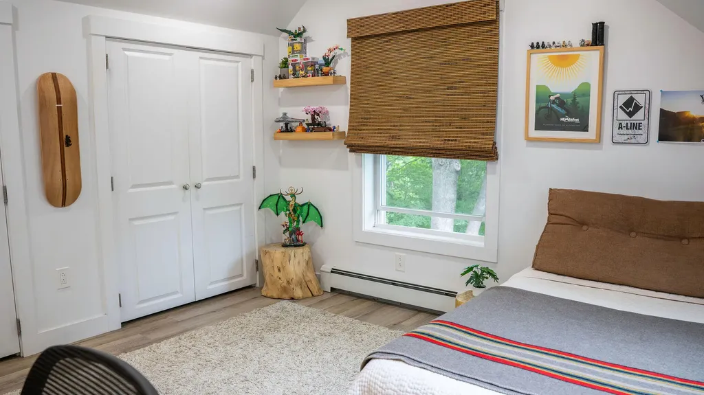 98 River Road Brunswick ME 04011