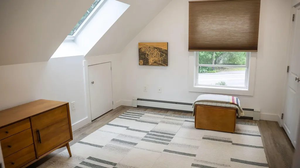 98 River Road Brunswick ME 04011