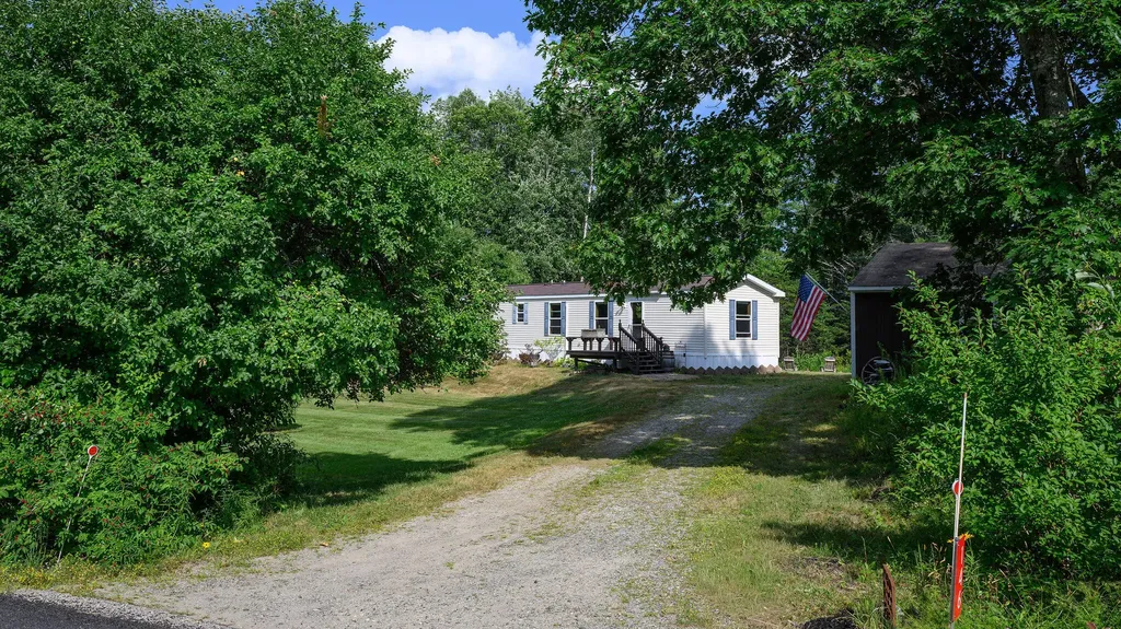 146 Davis Road Union ME 04862