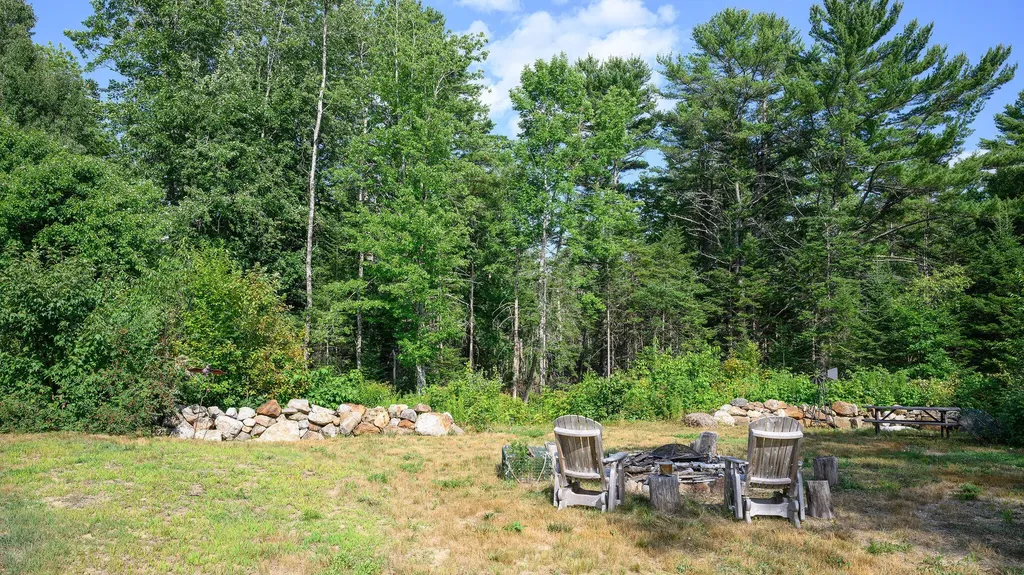 146 Davis Road Union ME 04862
