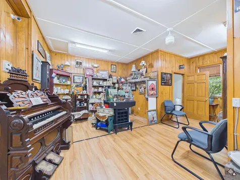 2880 Riverside Drive Vassalboro ME 04989