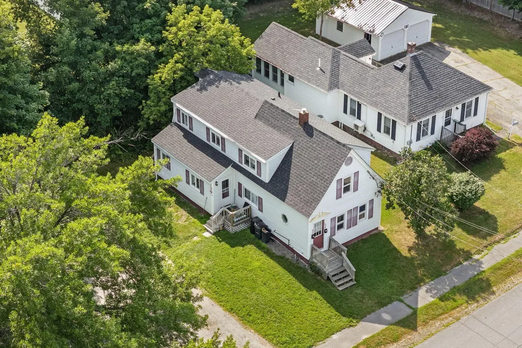 103 Chamberlain Street Brewer ME 04412