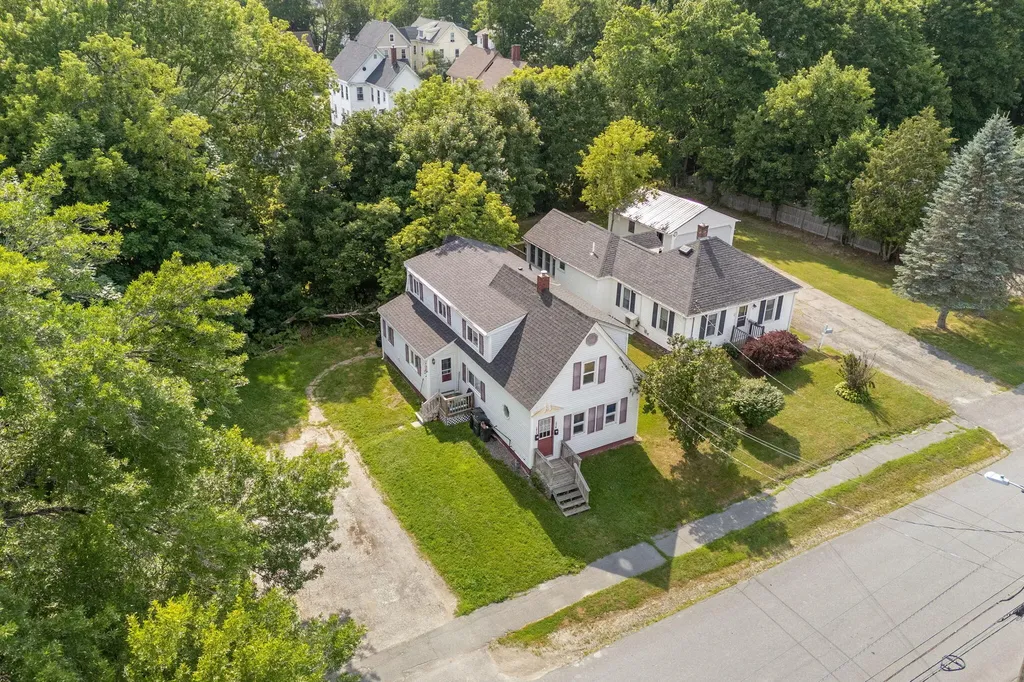103 Chamberlain Street Brewer ME 04412