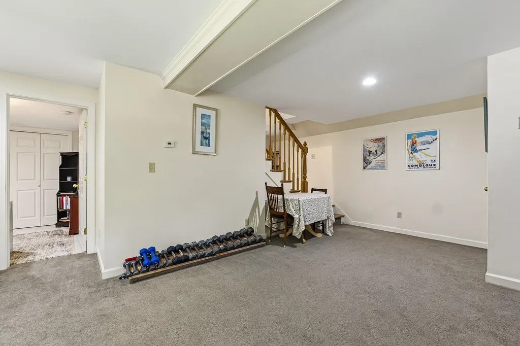 7 Scott Avenue York ME 03909