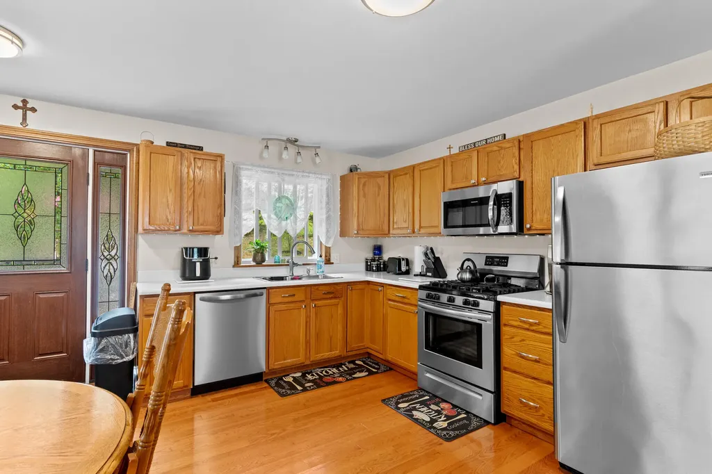 59 Mckenny Drive New Gloucester ME 04260
