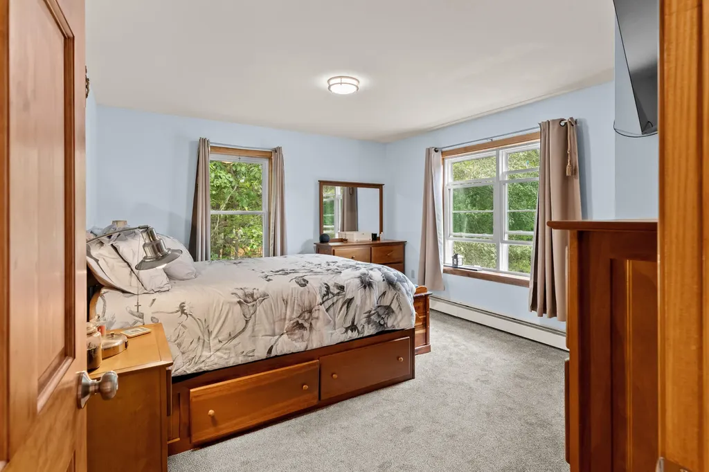 59 Mckenny Drive New Gloucester ME 04260