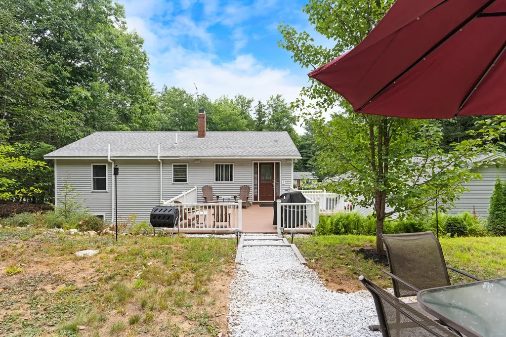59 Mckenny Drive New Gloucester ME 04260