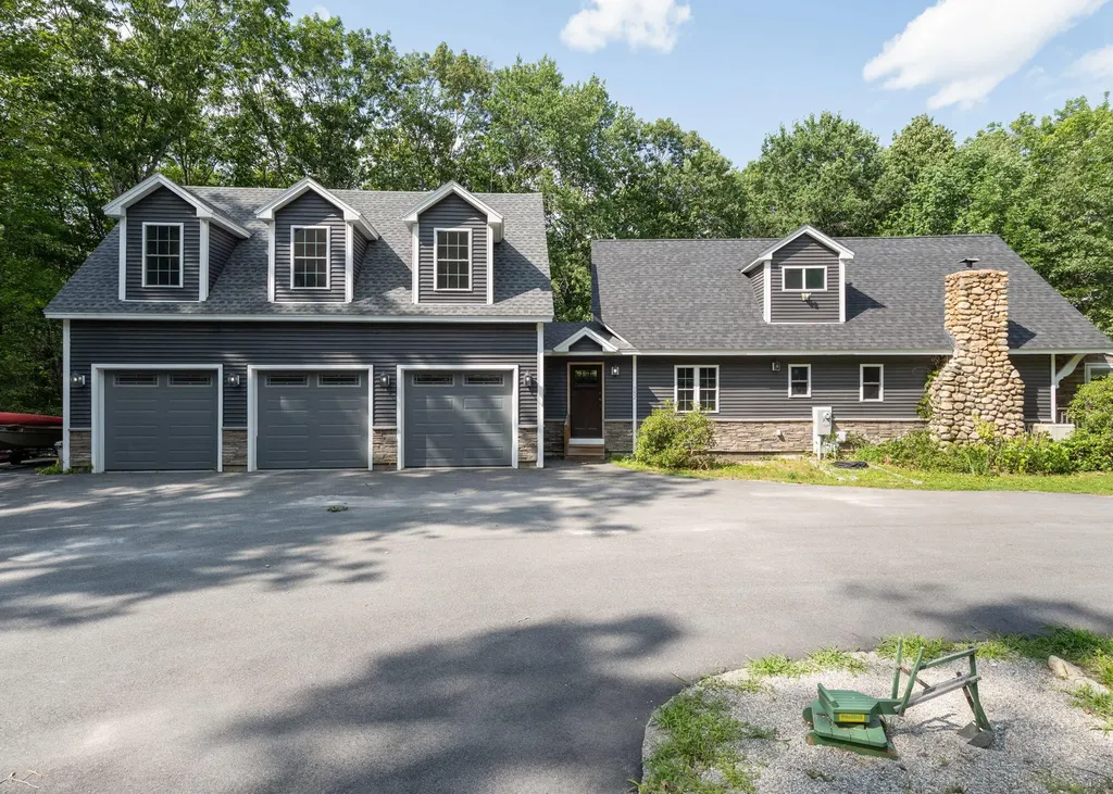 Casco ME, 152 Thompson Lake Shores Road