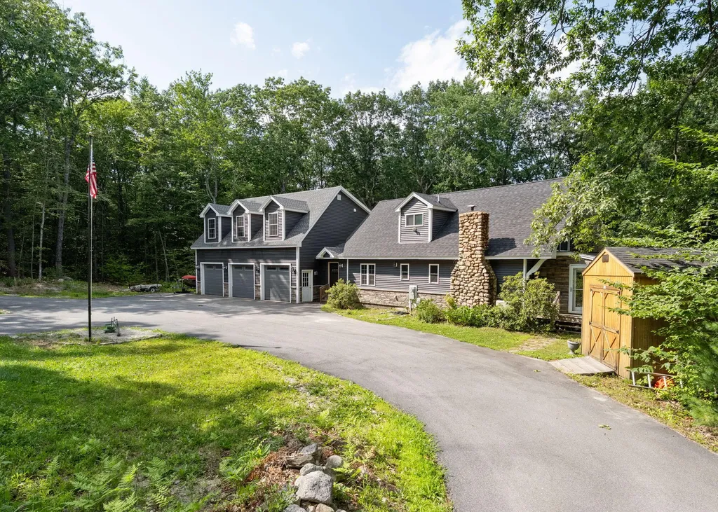 152 Thompson Lake Shores Road Casco ME 04015