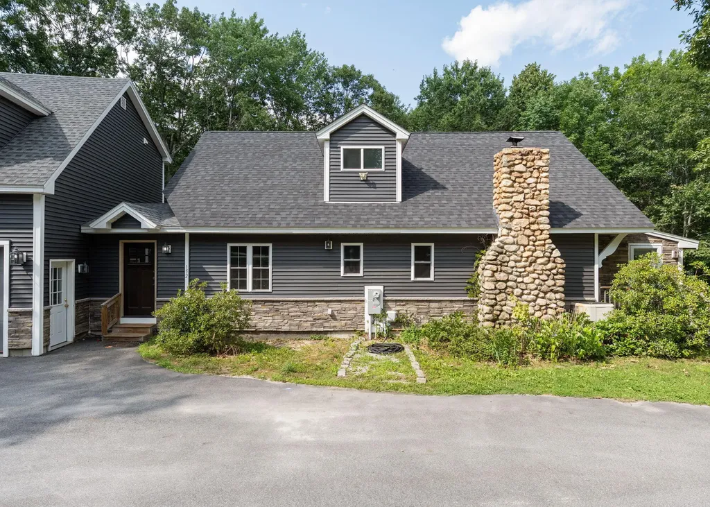 152 Thompson Lake Shores Road Casco ME 04015