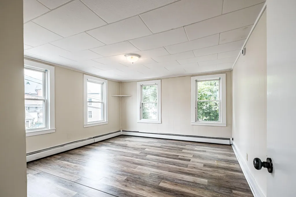 53 Pike Street Biddeford ME 04005