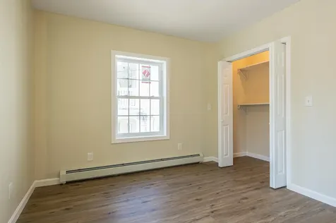 27 Drummond Street Auburn ME 04210