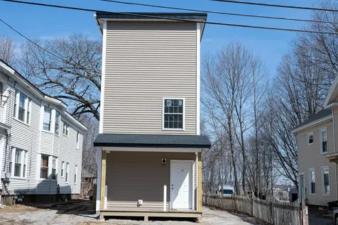 27 Drummond Street Auburn ME 04210