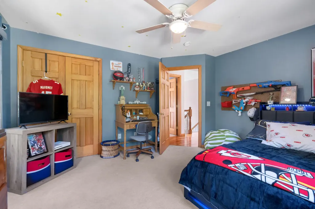 84 Star Drive Minot ME 04258
