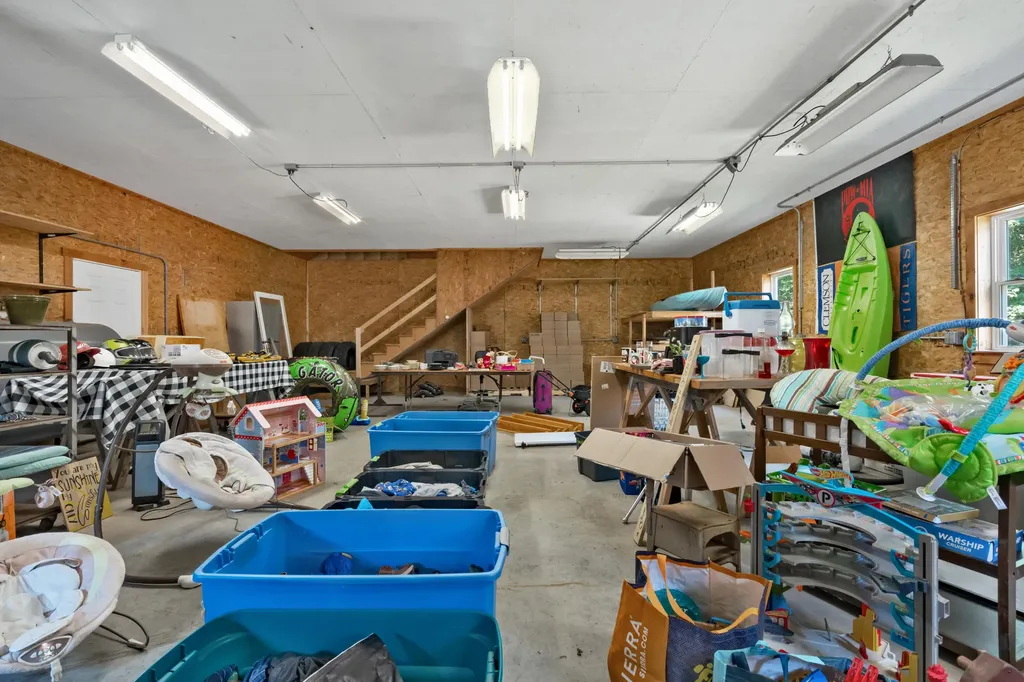 84 Star Drive Minot ME 04258