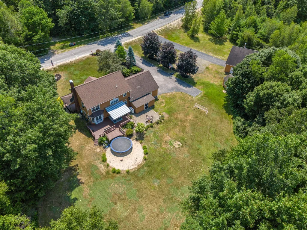 84 Star Drive Minot ME 04258