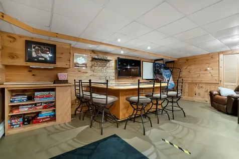 84 Star Drive Minot ME 04258