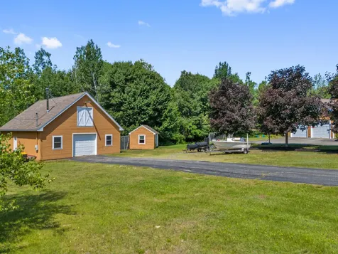 84 Star Drive Minot ME 04258
