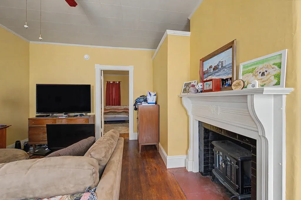 10 Maple Street Augusta ME 04330