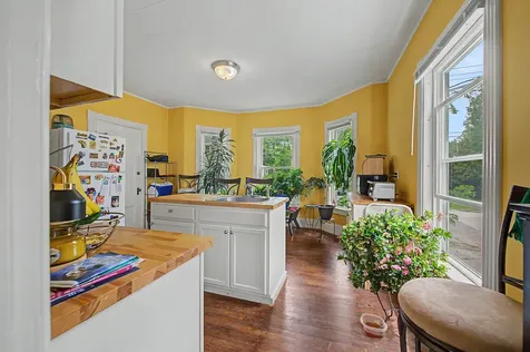 10 Maple Street Augusta ME 04330