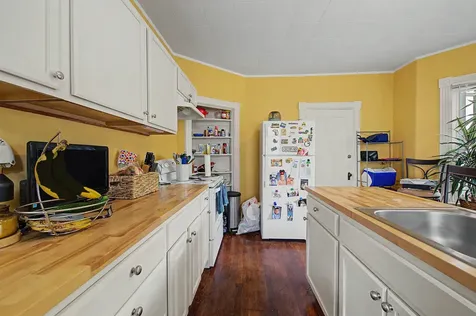 10 Maple Street Augusta ME 04330