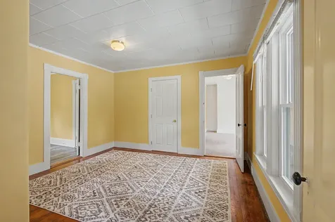 10 Maple Street Augusta ME 04330