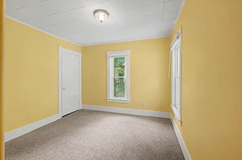 10 Maple Street Augusta ME 04330