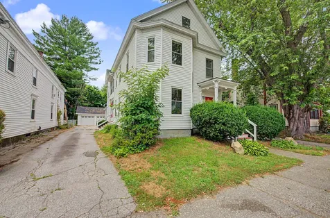 10 Maple Street Augusta ME 04330