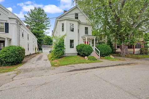 10 Maple Street Augusta ME 04330