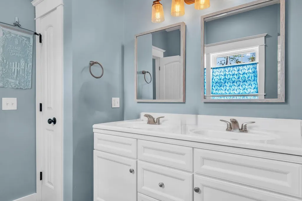 205 Shelby Drive Hermon ME 04401