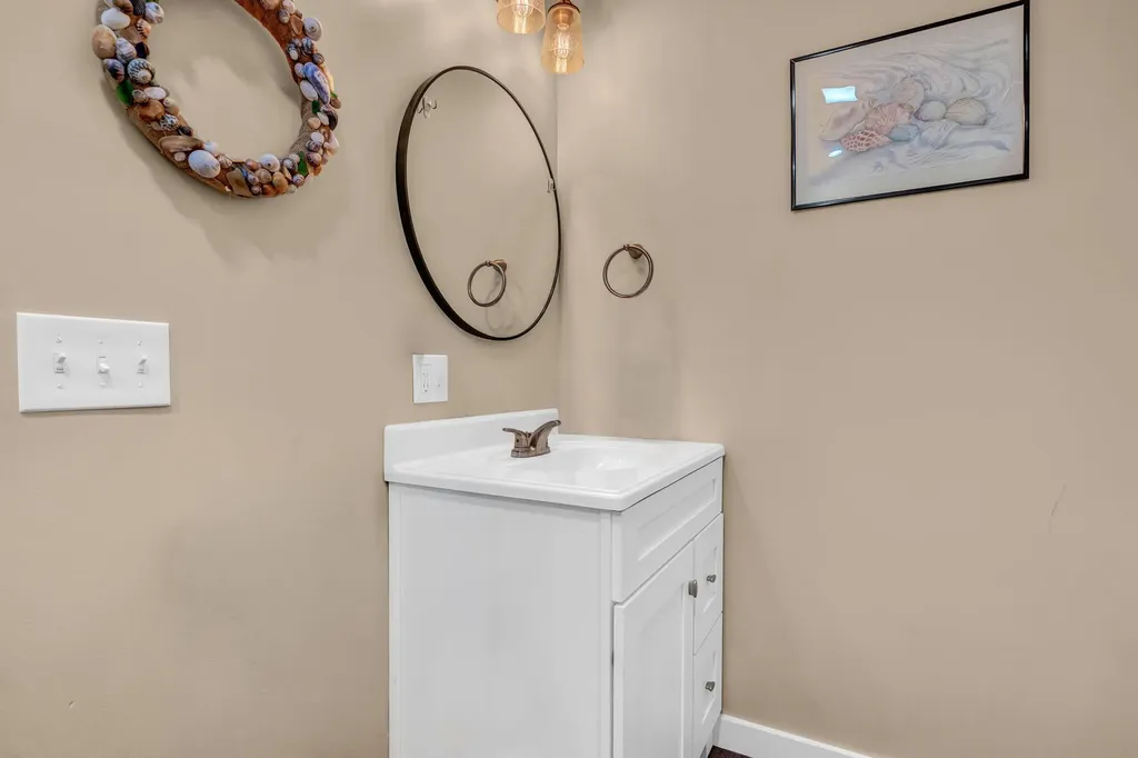 205 Shelby Drive Hermon ME 04401