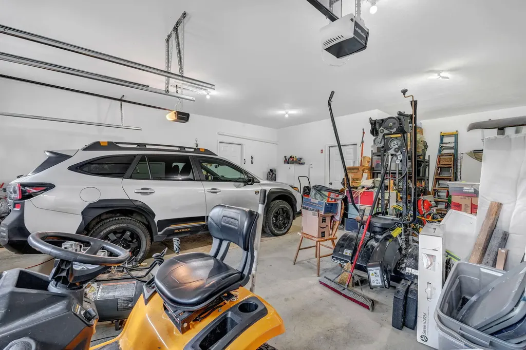205 Shelby Drive Hermon ME 04401