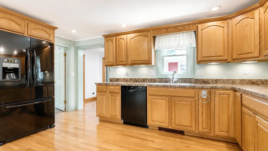 103 Mast Road Westbrook ME 04092