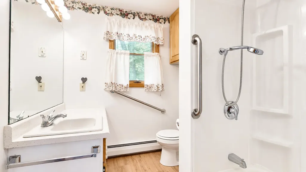 103 Mast Road Westbrook ME 04092