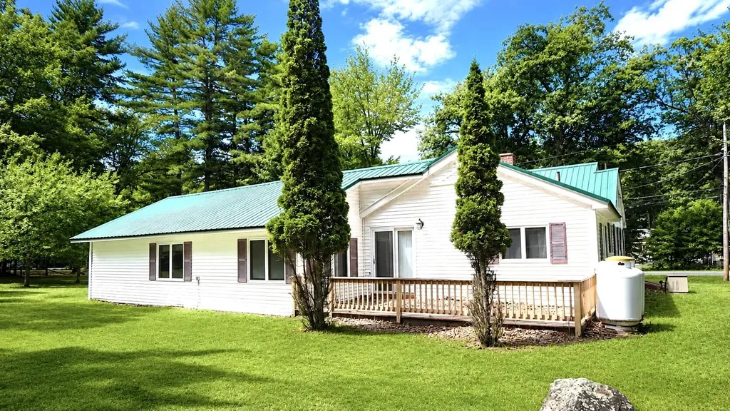 103 Mast Road Westbrook ME 04092