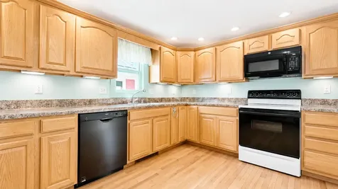 103 Mast Road Westbrook ME 04092