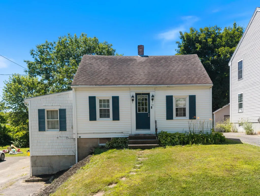 51 Anderson Avenue Westbrook ME 04092