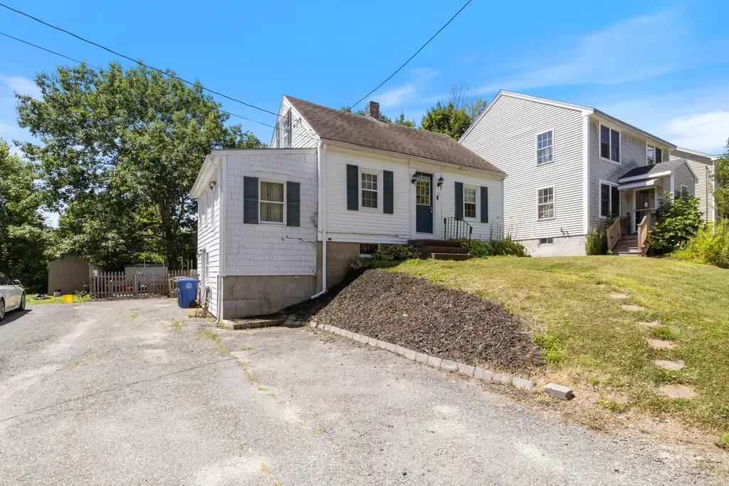51 Anderson Avenue Westbrook ME 04092