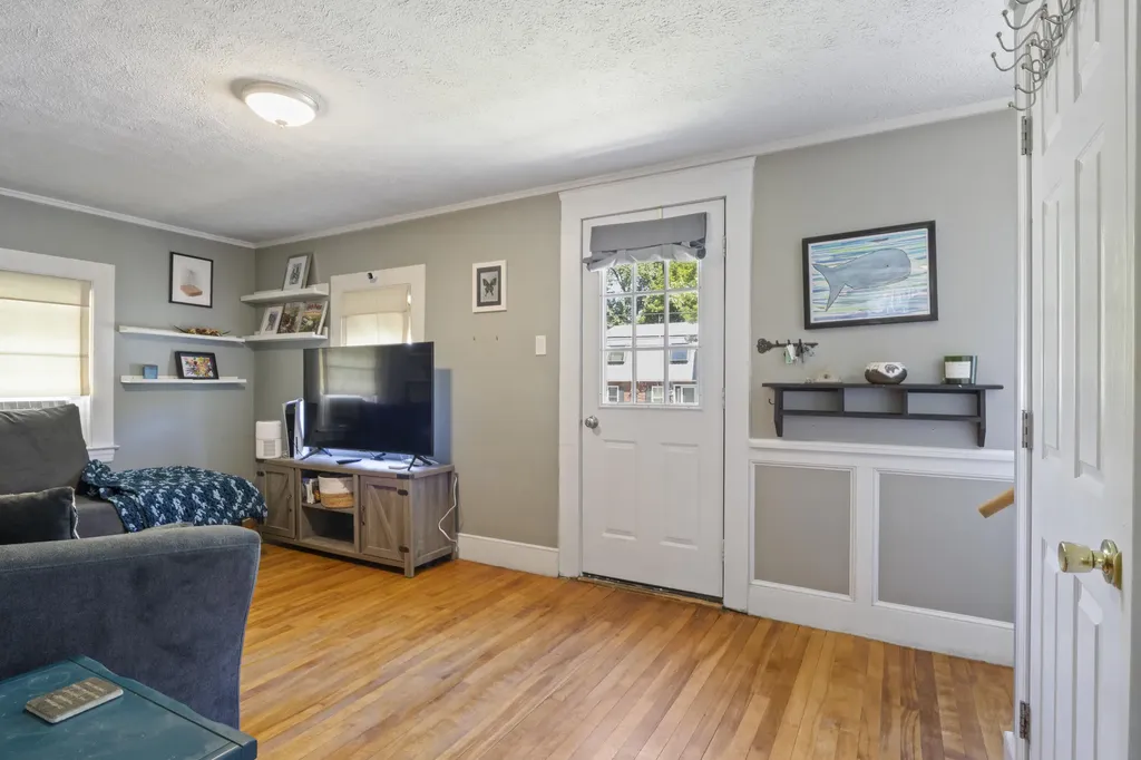 51 Anderson Avenue Westbrook ME 04092